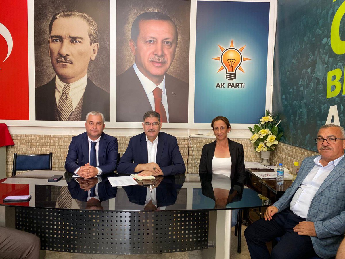 Mhmtemollaoglu's tweet photo. 📍Koçarlı/AYDIN

Aydın’da Koçarlı ilçe teşkilatımız ile toplantımızı yaptıktan sonra esnafımızı ziyaret ettik.

@abuyukgumus 
@drmustafaesgin https://t.co/4OkNS2pNZ1