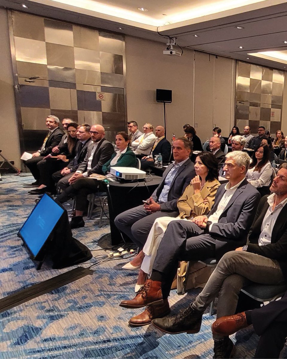 Correo Argentino (@correooficialsa) on Twitter photo 📍 Correo Argentino, anfitrión del Taller Internacional sobre Correo, Aduana, IEA y Seguridad
Recibimos a representantes de operadores postales, autoridades aduaneras y organismos de América Latina, el Caribe, España y Portugal, en un encuentro organizado junto a la <a href="/UPU_UN/">Universal Postal Union</a> 📍 Correo Argentino, anfitrión del Taller Internacional sobre Correo, Aduana, IEA y Seguridad
Recibimos a representantes de operadores postales, autoridades aduaneras y organismos de América Latina, el Caribe, España y Portugal, en un encuentro organizado junto a la <a href="/UPU_UN/">Universal Postal Union</a>