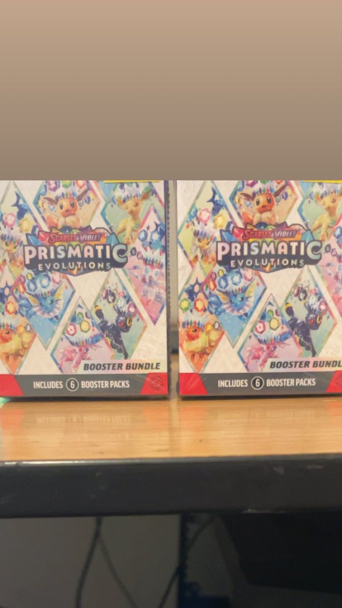 ZeMoller's tweet image. Unbox or resell? Got em for 400 crowns each