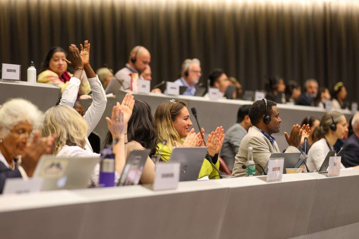 IISD_ENB's tweet photo. After eight years, the #RotterdamConvention listed carbosulfan (a #pesticide) at #BRSCOPs
The fate of the other nine chemicals proposed for listing is unclear, as parties grapple with broader questions of the Rotterdam Convention's effectiveness
Read ➡️ https://t.co/NhV6KJqmS1 https://t.co/eOVgHfOQpf