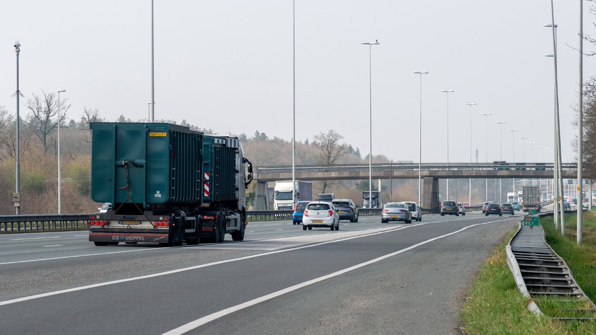 Flinke files A12 🚧 |  Rijd jij van en naar Leusden via de A12? Let op: in mei en augustus worden flinke files verwacht. Er is namelijk groot onderhoud. Houd rekening met tot 1 uur extra reistijd.
bit.ly/42SsMIc
<a href="/Rijkswaterstaat/">Rijkswaterstaat</a> <a href="/RWSverkeersinfo/">Rijkswaterstaat Verkeersinformatie</a>
#Wegwerkzaamheden #A12