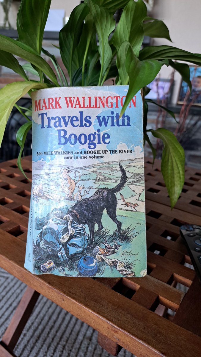 With the #saltpath about to come out which I'm looking forward to seeing I found this book in my garage which I read years ago.#500 milewalkies by Mark Wallington, seriously funny,worth a read..!!!