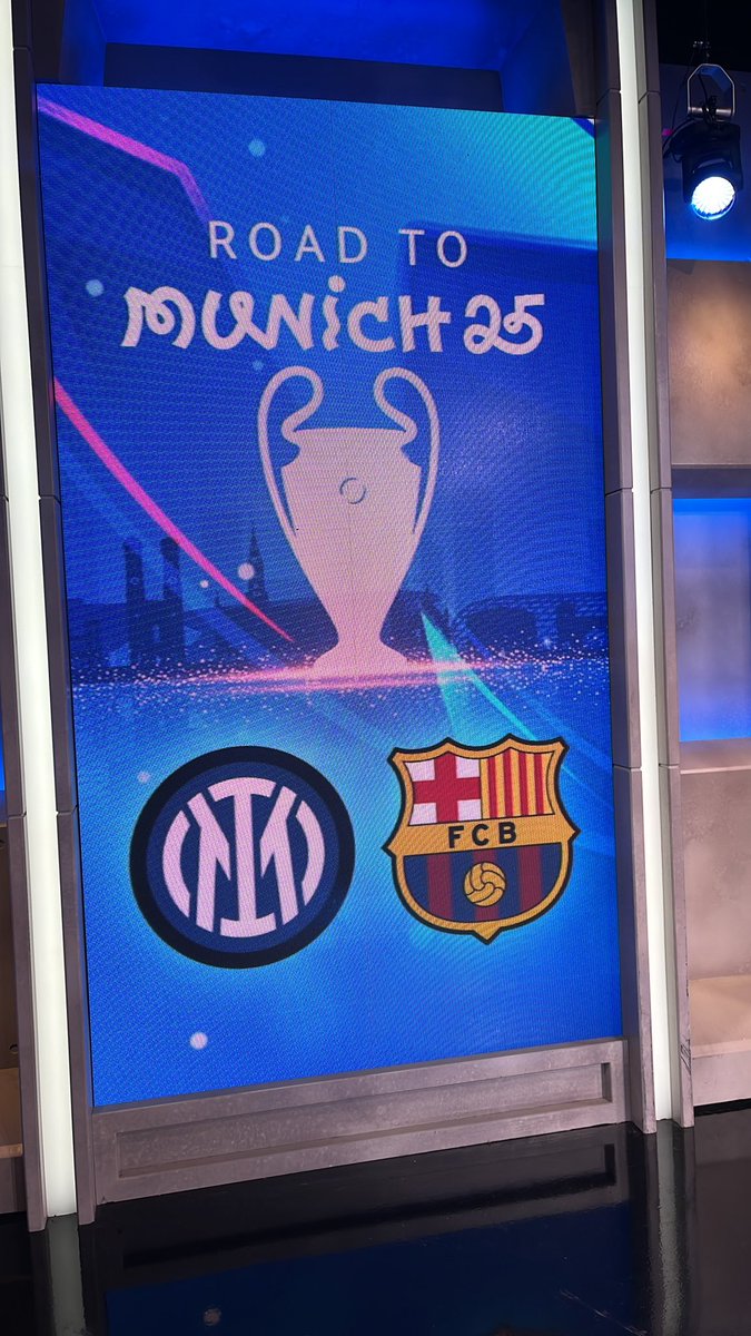 Mark Bosnich (@therealbozza) on Twitter photo Ready to go!!! <a href="/ChampionsLeague/">UEFA Champions League</a> semi-final 2nd leg!! <a href="/Inter/">Inter ⭐⭐</a> vs <a href="/FCBarcelona/">FC Barcelona</a> 4.35am(aest) <a href="/StanSportAU/">Stan Sport</a> <a href="/Craig_Foster/">Craig Foster</a> <a href="/adampeacock3/">Adam Peacock</a> <a href="/SemraHunter/">Semra Hunter</a> <a href="/UEFA/">UEFA</a> ..xmb Ready to go!!! <a href="/ChampionsLeague/">UEFA Champions League</a> semi-final 2nd leg!! <a href="/Inter/">Inter ⭐⭐</a> vs <a href="/FCBarcelona/">FC Barcelona</a> 4.35am(aest) <a href="/StanSportAU/">Stan Sport</a> <a href="/Craig_Foster/">Craig Foster</a> <a href="/adampeacock3/">Adam Peacock</a> <a href="/SemraHunter/">Semra Hunter</a> <a href="/UEFA/">UEFA</a> ..xmb