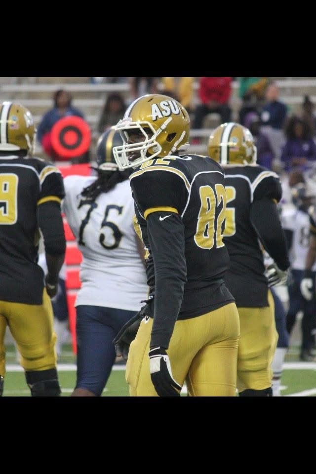 Blessed to receive an offer from Alabama State University ⚫️🟡<a href="/Coach_Griggs/">Coach Dillon Griggs</a> <a href="/ig_barnes/">Coach Brandon Barnes</a> <a href="/_CoachBrazell/">Matthew Brazell</a> <a href="/RCWarriorsFB/">Russell County High Football</a>
