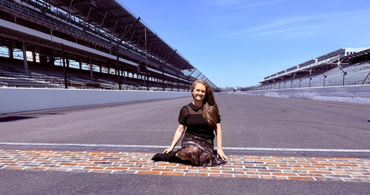 Lindy Thackston tweet media