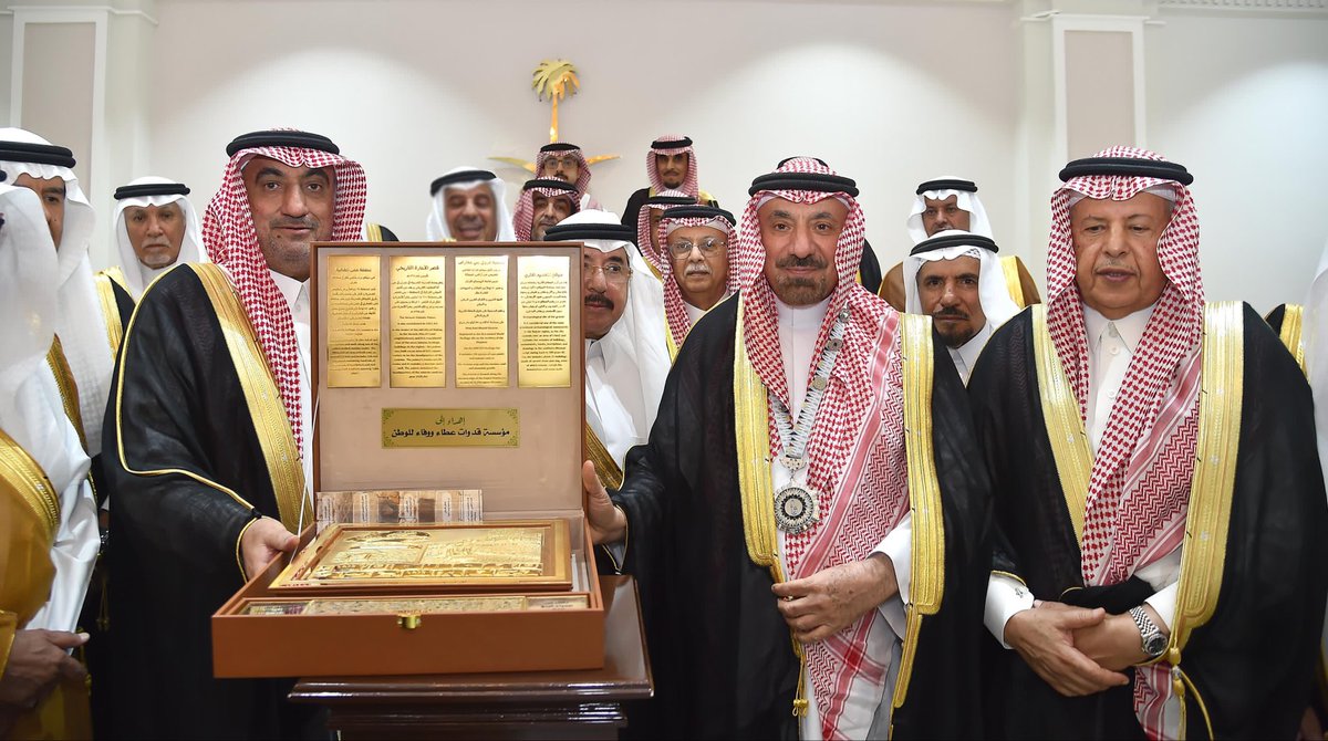 بندربن عبدالله أحمدال مفرح (@bandarmu1) on Twitter photo <a href="/grneat/">د.عبدالرحمن آل الشيخ</a> ✍️كلامك د عبدالرحمن يمثل الوفد المشارك في التكريم والامير
#جلوي_بن_عبدالعزيز رقم مميز على مستوى الوطن في خدمة الدين والقيادة والوطن
فمنذُ ربع قرن أدى سموه أمانة المنصب في تبوك والشرقية ونجران بكل همة وصدق وأخلاص فبارك الله في صحة سموه وأمده بالعون والتوفيق
<a href="/emara_najran/">إمارة منطقة نجران</a>
<a href="/qdwat/">قدوات عطاء ووفاء</a> <a href="/grneat/">د.عبدالرحمن آل الشيخ</a> ✍️كلامك د عبدالرحمن يمثل الوفد المشارك في التكريم والامير
#جلوي_بن_عبدالعزيز رقم مميز على مستوى الوطن في خدمة الدين والقيادة والوطن
فمنذُ ربع قرن أدى سموه أمانة المنصب في تبوك والشرقية ونجران بكل همة وصدق وأخلاص فبارك الله في صحة سموه وأمده بالعون والتوفيق
<a href="/emara_najran/">إمارة منطقة نجران</a>
<a href="/qdwat/">قدوات عطاء ووفاء</a>