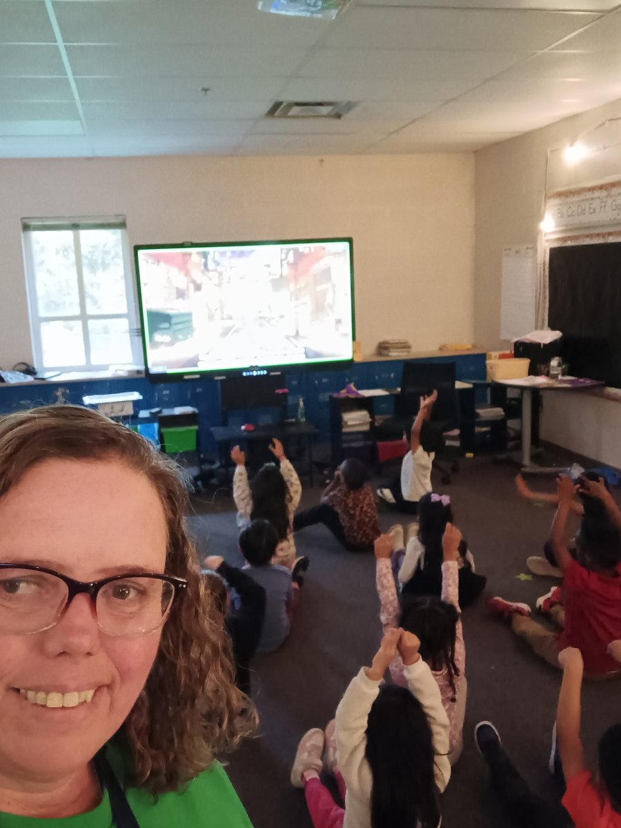 Kevin Terry (@whitsittpe) on Twitter photo Ms. Cathy's class is participating in minfulness Monday!
#MNPSWellnessWeek2025 <a href="/MNPS_kidshealth/">MNPS Healthy Schools</a> Ms. Cathy's class is participating in minfulness Monday!
#MNPSWellnessWeek2025 <a href="/MNPS_kidshealth/">MNPS Healthy Schools</a>