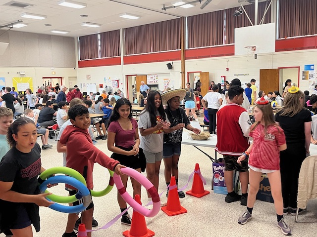 FES Student Gov raised $400+ at the 8th Annual Ring the Sombrero on May 2nd!  All proceeds go to NR Tiny Helpers in memory of Owen Schuler.

Thank you to all who donated! 💛
#InMemoryOfOwen #FES