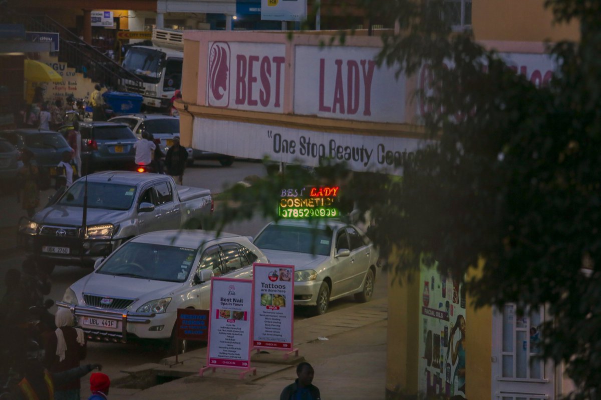 kongai_pauline's tweet image. Hei Mbale📷💚Kumi road-capturing defines me...