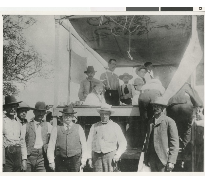 nevadadot's tweet photo. #TBT 🎉 Happy 120th Birthday, Las Vegas!
Born on this day in 1905—what started as a dusty rail stop is now a world-famous destination (with some very busy roads).
📸 Courtesy: Junior League of Las Vegas
#LasVegas120 #VegasStrong #ThrowbackThursday #NDOT https://t.co/VHRwGlzJP8