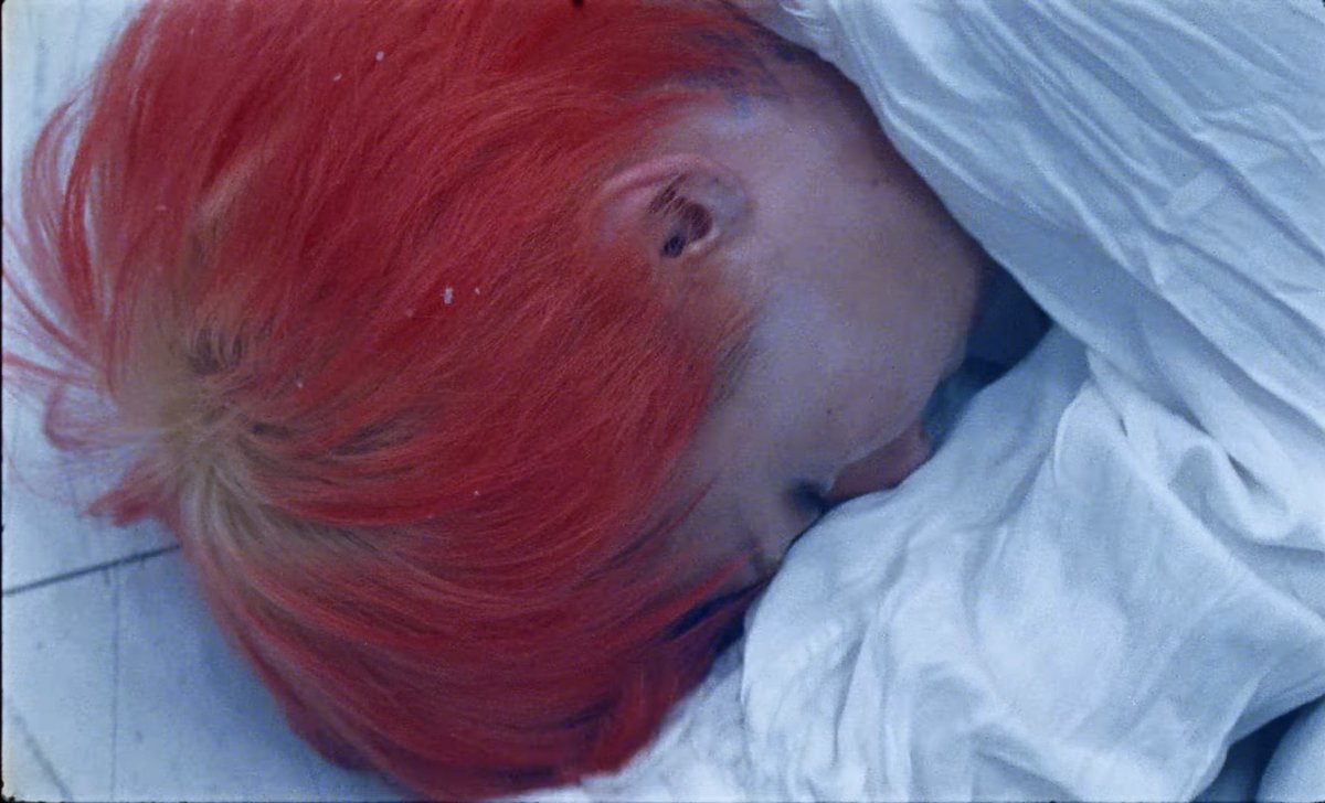 the snow in his hair 🚬🚬