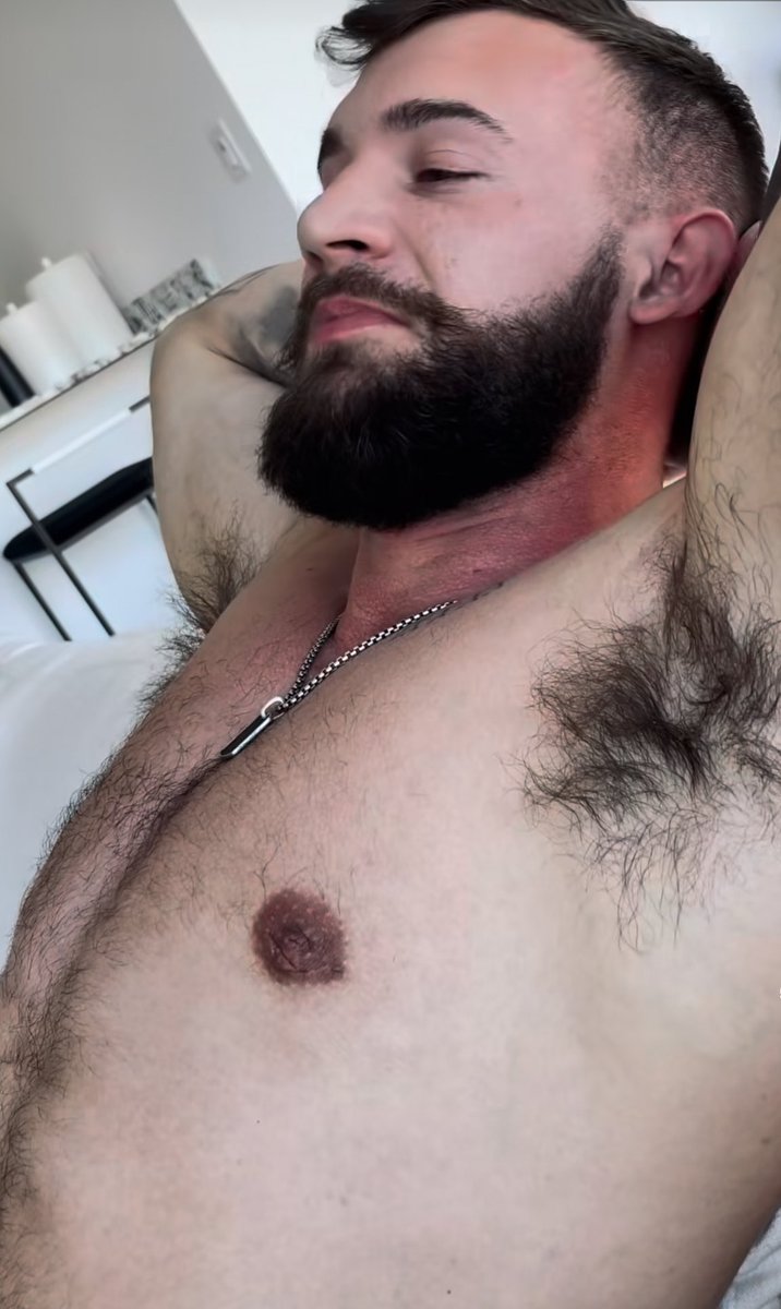 armpitgalore's tweet photo. Lick and sniff those pits!
(Picture CTTO)
#armpit #axilla #underarm #sovaco #kilikili #pits #malearmpit #fetish #hairyarmpits #maschalagnia #pheromones #sweatypits https://t.co/c8qUOUYGpB