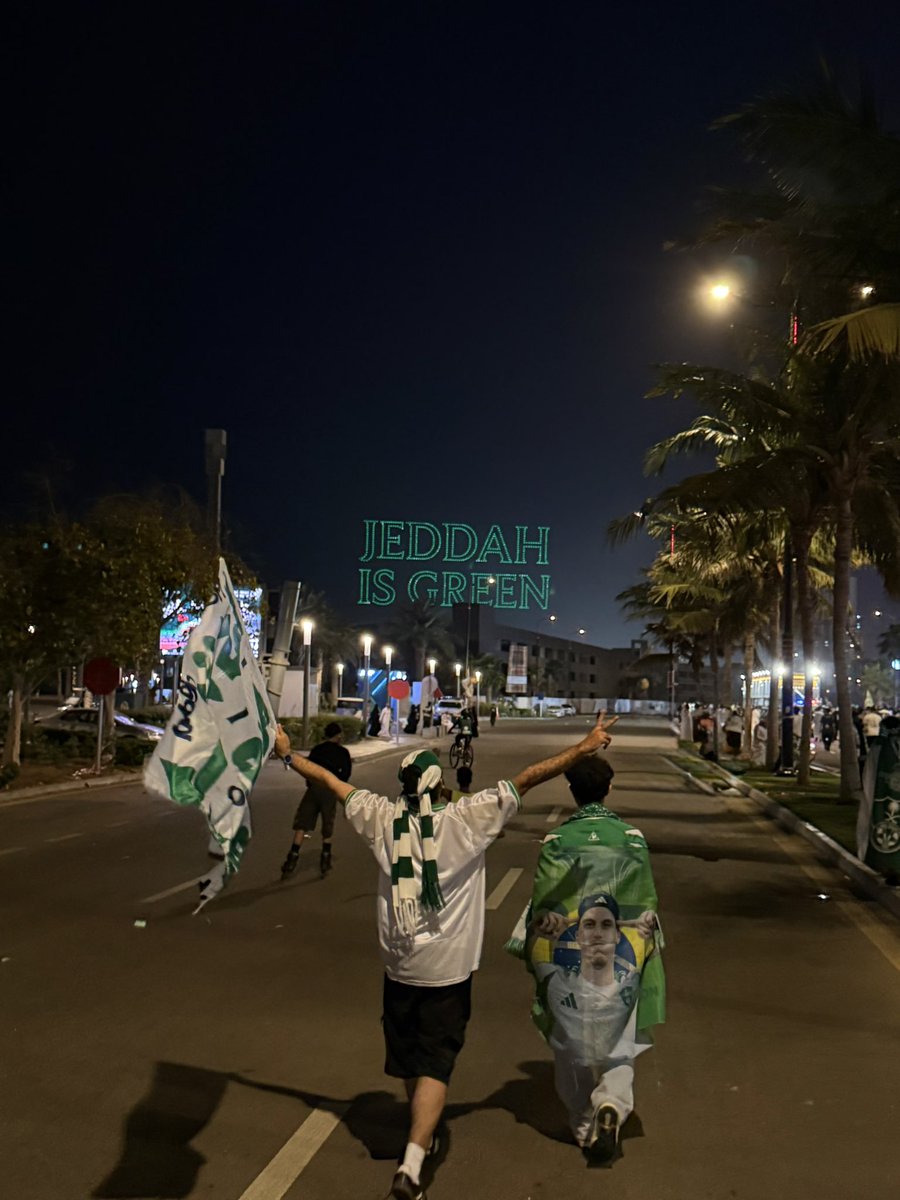 sa11937's tweet photo. احبك يااهلي عيشتني احلى ايام حياتي 💚 https://t.co/rMraCYj34z