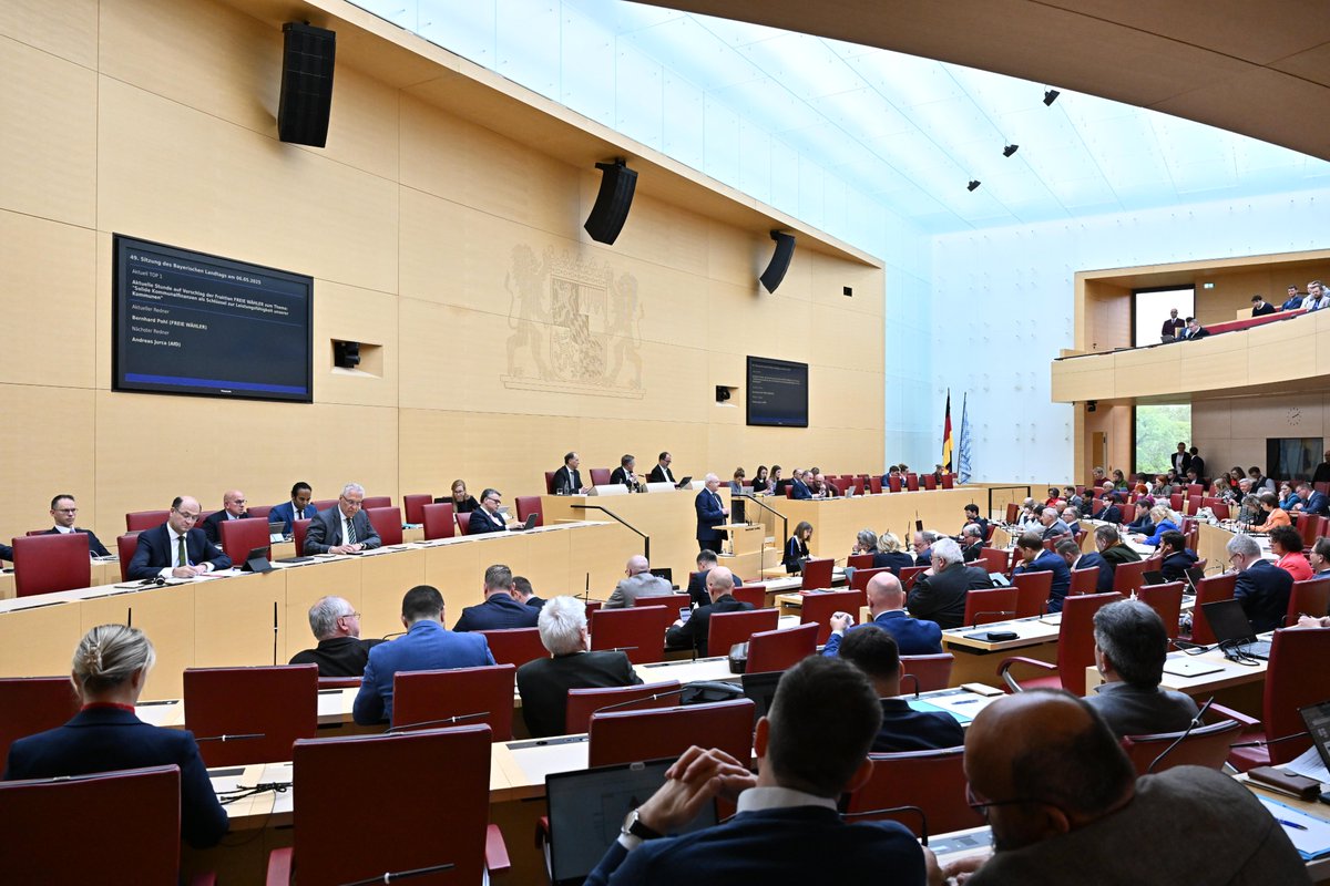 Bayerischer Landtag (@landtag_bayern) on Twitter photo 💶💪 "Solide Kommunalfinanzen als Schlüssel zur Leistungsfähigkeit unserer Kommunen" – so das Thema der Aktuellen Stunde, das heute die <a href="/fwlandtag/">FREIE WÄHLER Landtagsfraktion</a> vorgeschlagen hat.
▶️ Eine Zusammenfassung gibt's ab sofort auf unserer Homepage: bayern.landtag.de/aktuelles/aus-… 💶💪 "Solide Kommunalfinanzen als Schlüssel zur Leistungsfähigkeit unserer Kommunen" – so das Thema der Aktuellen Stunde, das heute die <a href="/fwlandtag/">FREIE WÄHLER Landtagsfraktion</a> vorgeschlagen hat.
▶️ Eine Zusammenfassung gibt's ab sofort auf unserer Homepage: bayern.landtag.de/aktuelles/aus-…
