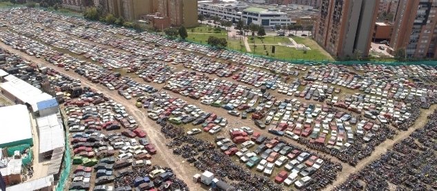MAURO D.C (@mauriciodazac) on Twitter photo <a href="/HamiBarrios/">Hamilton Barrios</a> Perfectamente se puede hacer un gran parque (que el sector necesita)en medionde tanto edificio alto, generar más para las personas... pero menos para los ‘aportantes’ de Galán. ¡Qué casualidad que las constructoras siempre salen ganando! #IroníasDelDesarrollo
#BogotaAvanza ? <a href="/HamiBarrios/">Hamilton Barrios</a> Perfectamente se puede hacer un gran parque (que el sector necesita)en medionde tanto edificio alto, generar más para las personas... pero menos para los ‘aportantes’ de Galán. ¡Qué casualidad que las constructoras siempre salen ganando! #IroníasDelDesarrollo
#BogotaAvanza ?