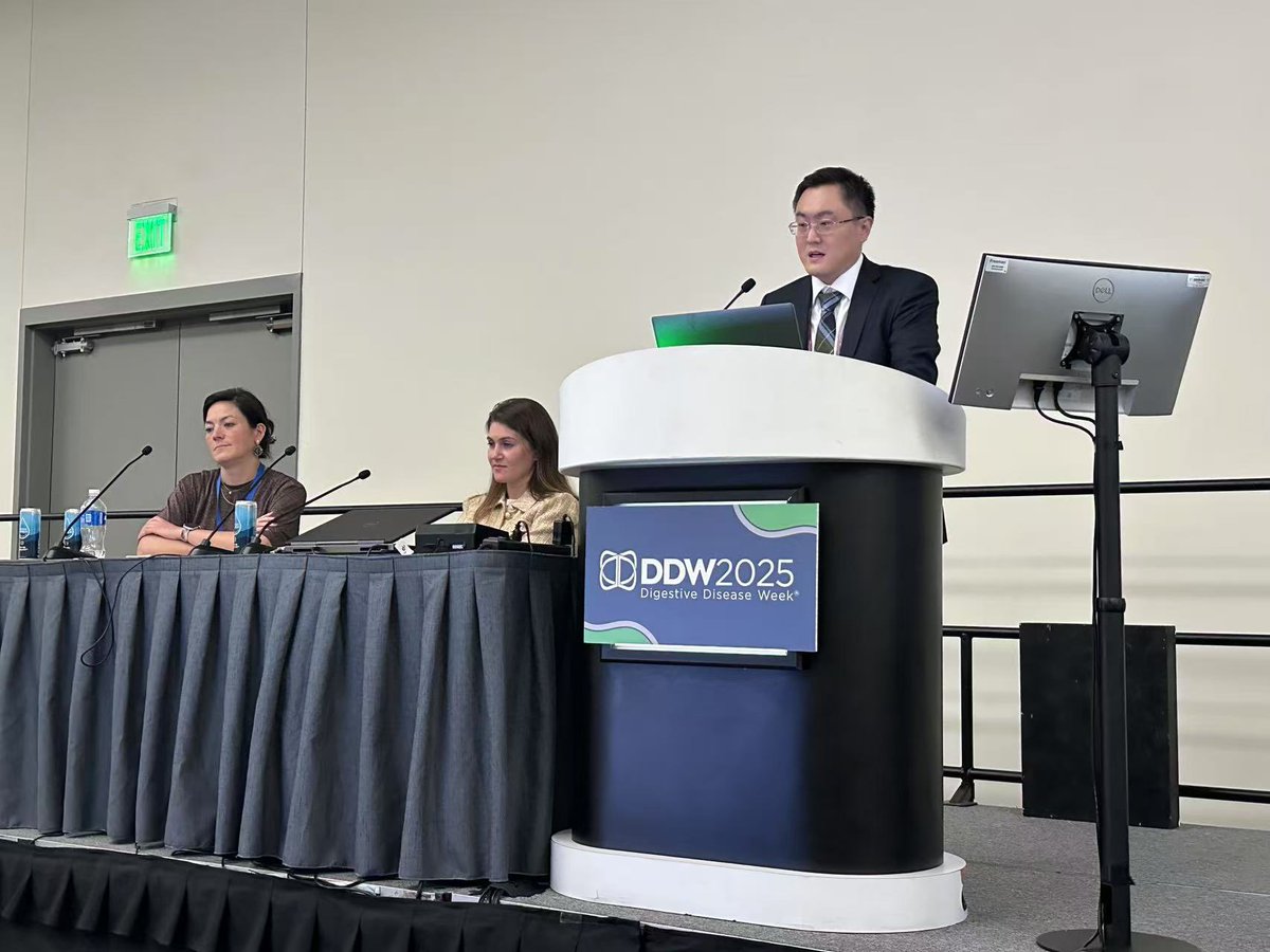 Yichen Wang, MD MSc FACP (@dryichenwang) on Twitter photo 🎉 Incredible week at #DDW2025! Honored to present our AI research, catch up with friends, meet future co-fellows at <a href="/MayoClinicFLGIH/">Mayo Clinic Florida Gastroenterology & Hepatology</a>, and connect with the Chinese American Gastroenterology Association (#CAGA). Exciting times ahead! 🤖 #AIinGI 🎉 Incredible week at #DDW2025! Honored to present our AI research, catch up with friends, meet future co-fellows at <a href="/MayoClinicFLGIH/">Mayo Clinic Florida Gastroenterology & Hepatology</a>, and connect with the Chinese American Gastroenterology Association (#CAGA). Exciting times ahead! 🤖 #AIinGI