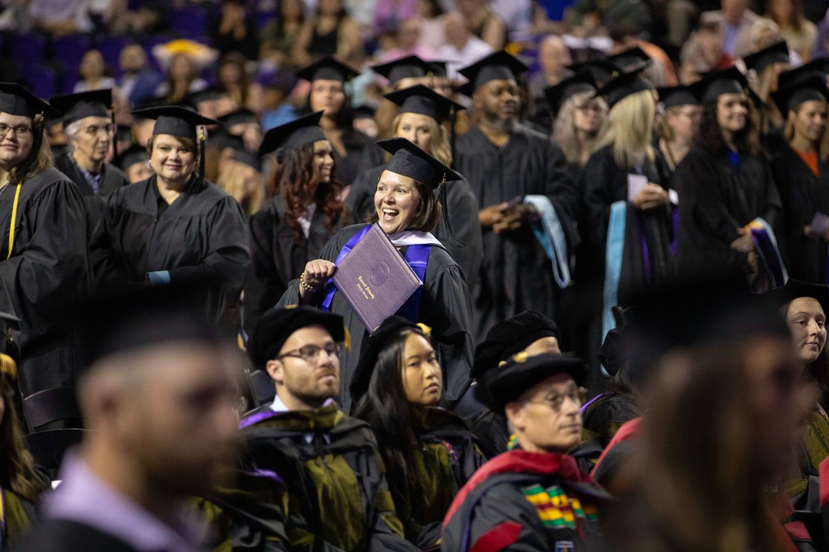 That feeling when you receive your diploma after years of hard work! 🎓

Congratulations to all the College of Leadership &amp; Public Service graduates. We are proud of you and can’t wait to see how you continue leading your communities.  #LipscombCLPS #WhereTNturnsforLeadership