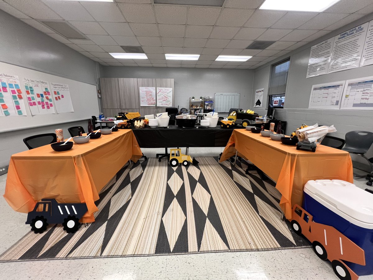 Great day to be at <a href="/DES_ISTHEBEST/">Dorseyville Elem</a>! Sunshine on a cloudy day! Nachos for the kids to celebrate the completion of LEAP and Build-Your-Own-Sundaes for the teachers who made it happen! I see you leading, Dr. Gaffney. Proud to be in an <a href="/IbervilleSchool/">Iberville Schools</a> today and everyday!