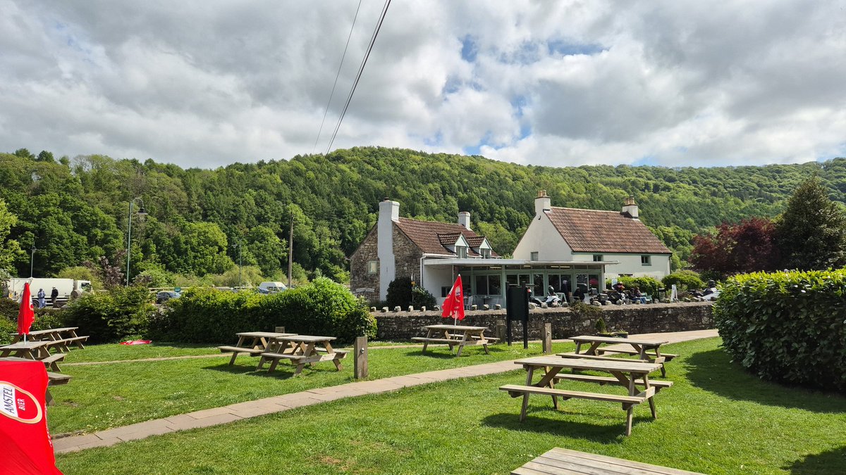 StumpedEnt's tweet image. Enjoyed a lovely family walk in Tintern this past weekend. Hope you all had a good one!