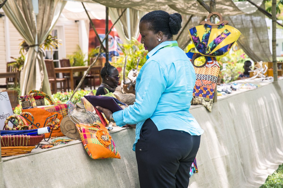 Welcome to Antigua and Barbuda! 🇦🇬 Join us May 18–22 for the Caribbean Travel Marketplace 🌴✨ Experience vibrant culture and add that special island touch to your travels!

Visit Antigua Barbuda Link in bio.

#VisitAntiguaBarbuda #LoveAntiguaBarbuda #AntiguaBarbuda