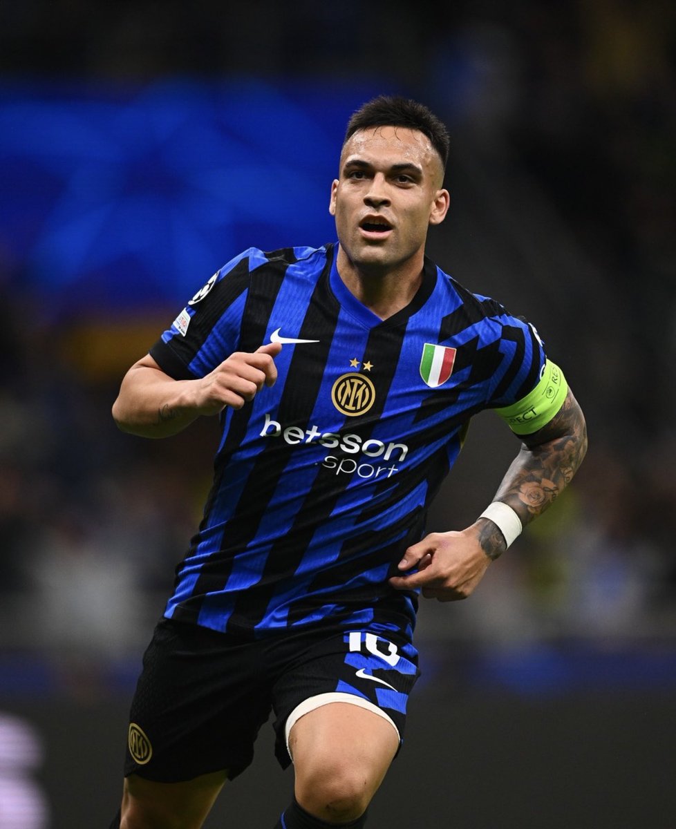 futebol_info's tweet image. FIM DE PRORROGAÇÃO | Inter de Milão 4x3 Barcelona
Agregado: 7x6

EM DOIS JOGOS HISTÓRICOS, A INTER DE MILÃO ELIMINA O BARCELONA E ESTÁ NA FINAL DA CHAMPIONS LEAGUE! 🔵⚫️

📸 Inter de Milão