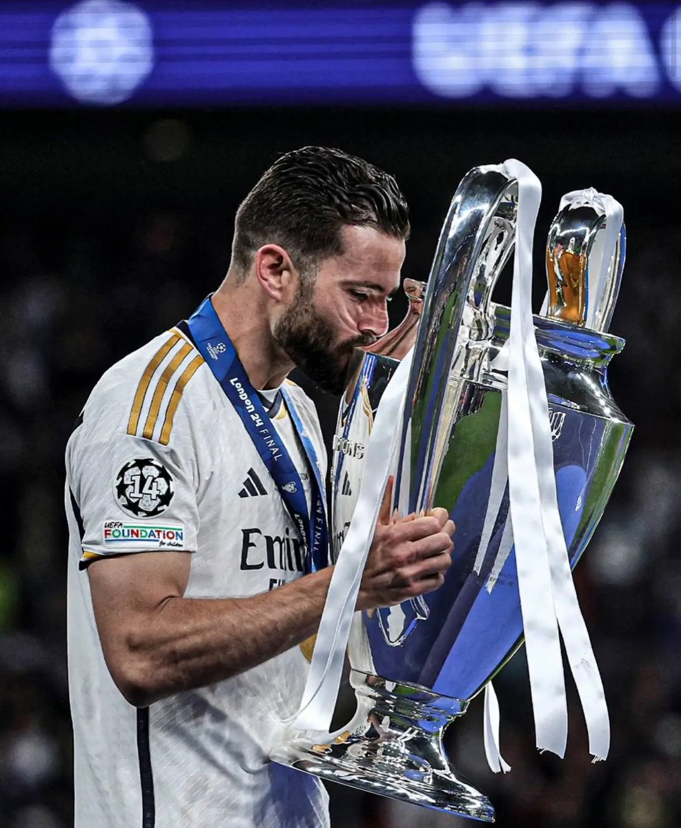 MH_1902's tweet photo. 🚨🚨عاجل — رسميا :

نادي برشلونة يفشل في معادلة عدد ألقاب ناتشو فيرنانديز في دوري أبطال أوروبا ❌❌ https://t.co/X08ewPy0u0