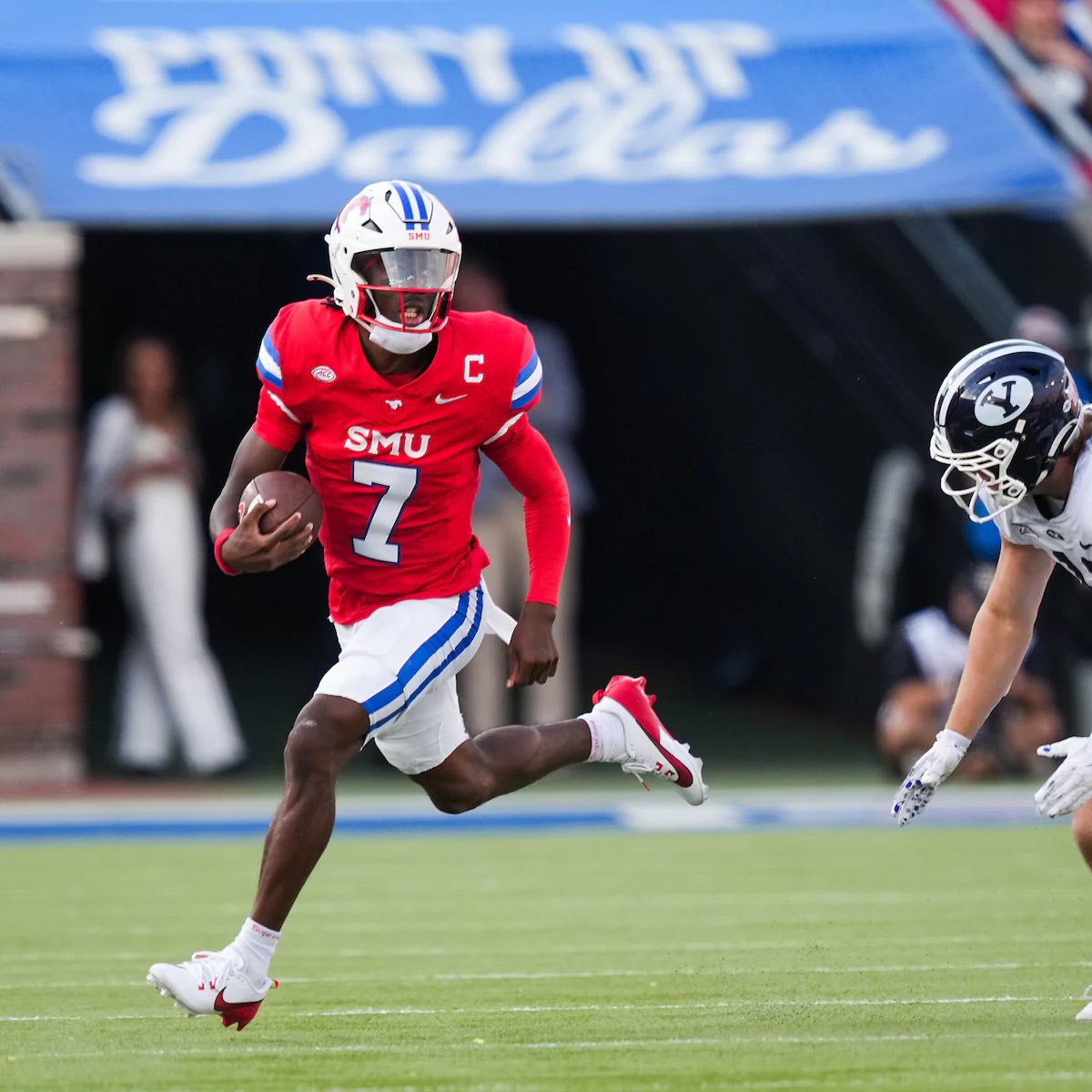 Blake Roskopf-c/o 2027 QB (@roskopf_blake) on Twitter photo After a great conversation with <a href="/CoachKyleCooper/">Kyle Cooper</a> I am blessed to receive my 9th d1 offer from <a href="/SMUFB/">SMU Football</a>
<a href="/AZcoachHenri/">🕸️Coach Henri 🕸️</a> <a href="/DEdgeFootball/">Desert Edge Football</a> #agtg After a great conversation with <a href="/CoachKyleCooper/">Kyle Cooper</a> I am blessed to receive my 9th d1 offer from <a href="/SMUFB/">SMU Football</a>
<a href="/AZcoachHenri/">🕸️Coach Henri 🕸️</a> <a href="/DEdgeFootball/">Desert Edge Football</a> #agtg