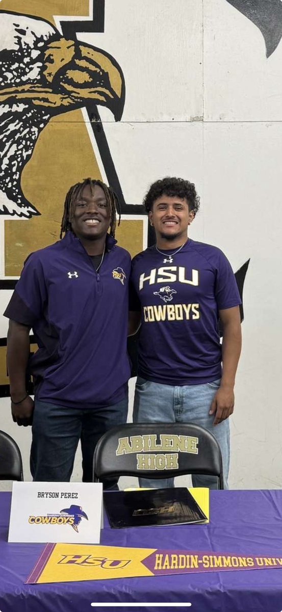 M Fullen (@coachfullen) on Twitter photo Congratulations to Dristain Payne and Bryson Perez signing with Hardin Simmons Football. ๐๐ป โBall playing jacks.โ
<a href="/AbileneEagleFB/">Abilene Eagle Football</a>
<a href="/AbileneISDAthl1/">Abilene ISD Athletics</a>
#RecruitAbilene
#TEW Congratulations to Dristain Payne and Bryson Perez signing with Hardin Simmons Football. ๐๐ป โBall playing jacks.โ
<a href="/AbileneEagleFB/">Abilene Eagle Football</a>
<a href="/AbileneISDAthl1/">Abilene ISD Athletics</a>
#RecruitAbilene
#TEW
