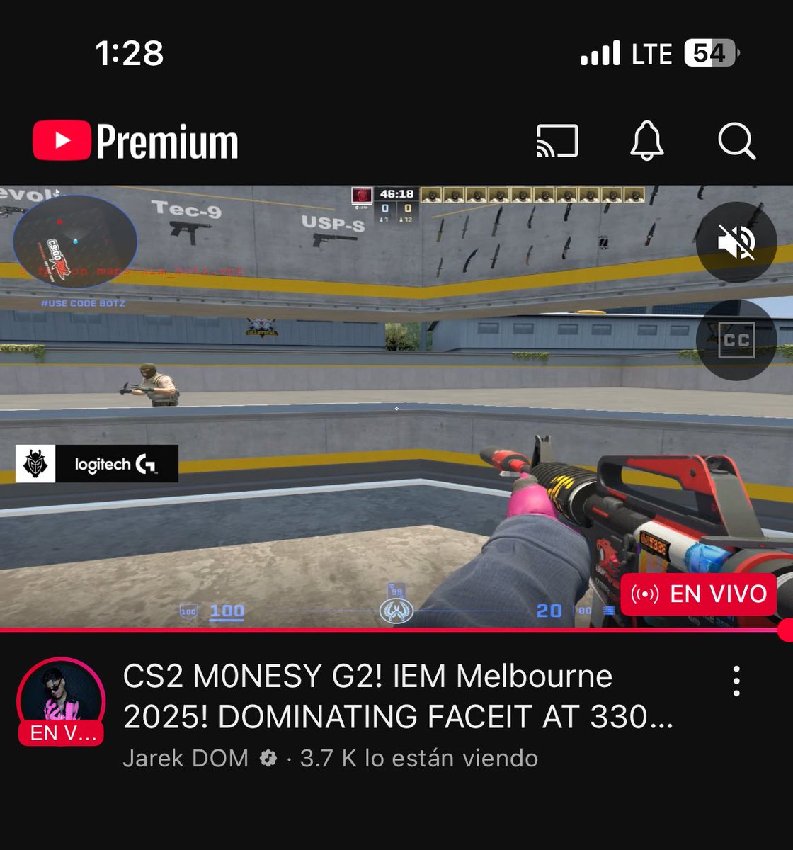 jtapunky's tweet photo. @TeamYouTube ayuda 
secuestrado el canal de mi amigo JarekDOM98 con un contenido de juegos, por favor les pido revisen el historial del canal, parece que todo el teléfono de mi amigo se lo Hakearon https://t.co/njVyDtZdMP