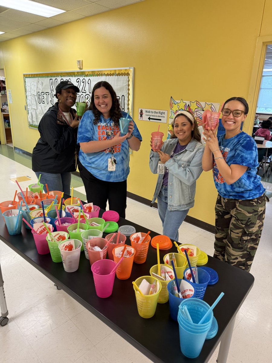 Walnut Bend ES (@walnutbendes) on Twitter photo Our teachers are “SPUD-TACULAR”! Lunch and school swag on day 2 of #TeacherAppreciationWeek ! <a href="/JosephWelch87/">Dr. Joseph Welch</a> <a href="/dmcastro10/">Dr. Delinda Castro</a> <a href="/EVA_KBailey/">Kasey Bailey</a> Our teachers are “SPUD-TACULAR”! Lunch and school swag on day 2 of #TeacherAppreciationWeek ! <a href="/JosephWelch87/">Dr. Joseph Welch</a> <a href="/dmcastro10/">Dr. Delinda Castro</a> <a href="/EVA_KBailey/">Kasey Bailey</a>