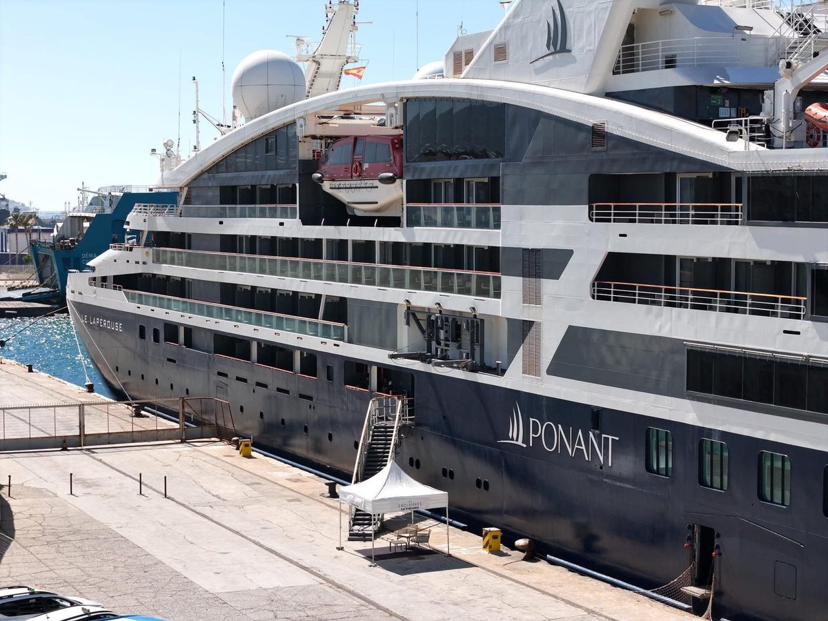El crucero del segmento luxury “Le Lapérouse” de la compañía francesa Ponant Cruises, ha hecho su primera escala en el <a href="/puertodemotril/">Puerto de Motril</a> con 123 pasajeros a bordo, en su ruta por puertos de España y Portugal.

¡Bienvenidos! 
#20aniversarioapm ⚓️🛳️🚢