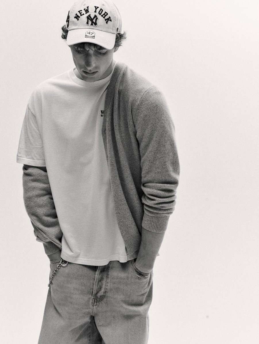 wcmodelscout's tweet photo. RYDER | @ryderforsyth for @sarenza 👟

AD corinneis
Style @byjeanluc
Hair @mickaeljauneaupro
Mua @veradierckxofficial
Assist style @romeostedman https://t.co/qOpvW4WDMN