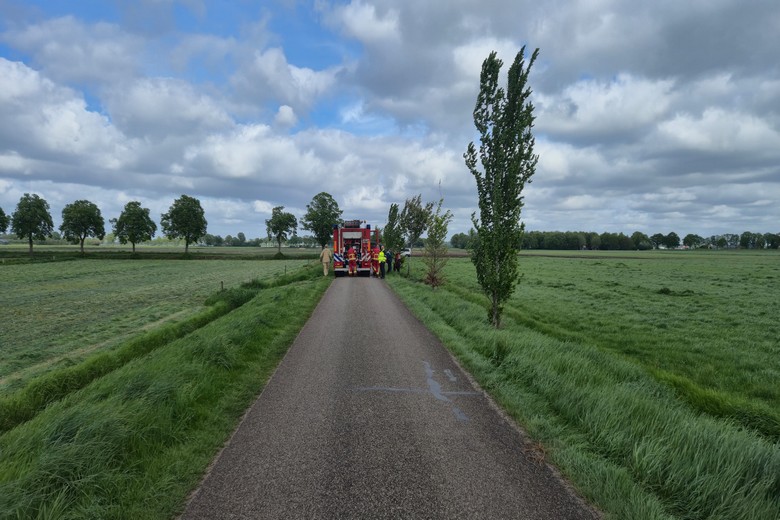 Brandweer rukt uit voor bermbrand in Mussel