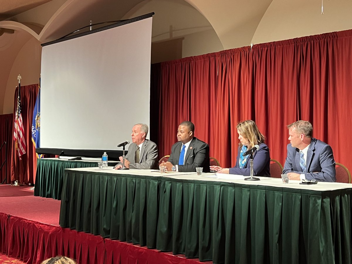 Thank you to the Wisconsin Bankers Association for hosting a great panel today. I appreciate all the work they do to support small businesses across the state and help business owners take the first step in funding their dream.