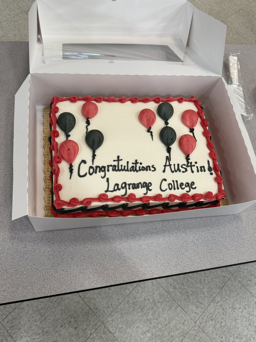 Thank you God! Officially signed. Let’s work! <a href="/coachmmccarty/">Mike McCarty</a> <a href="/Coach__Talbert/">Coach Talbert</a>