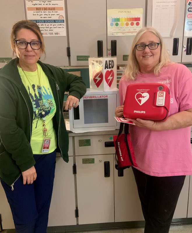 PtoSms's tweet image. SMS received recognition of being a Project Adam Heart Safe School in January. Interested in learning more information about the program: projectadam.com/Adam
Nurse Natalie was able to collaborate with SLCH and get an AED donated .
 They received their AED today! @WSMSwolves