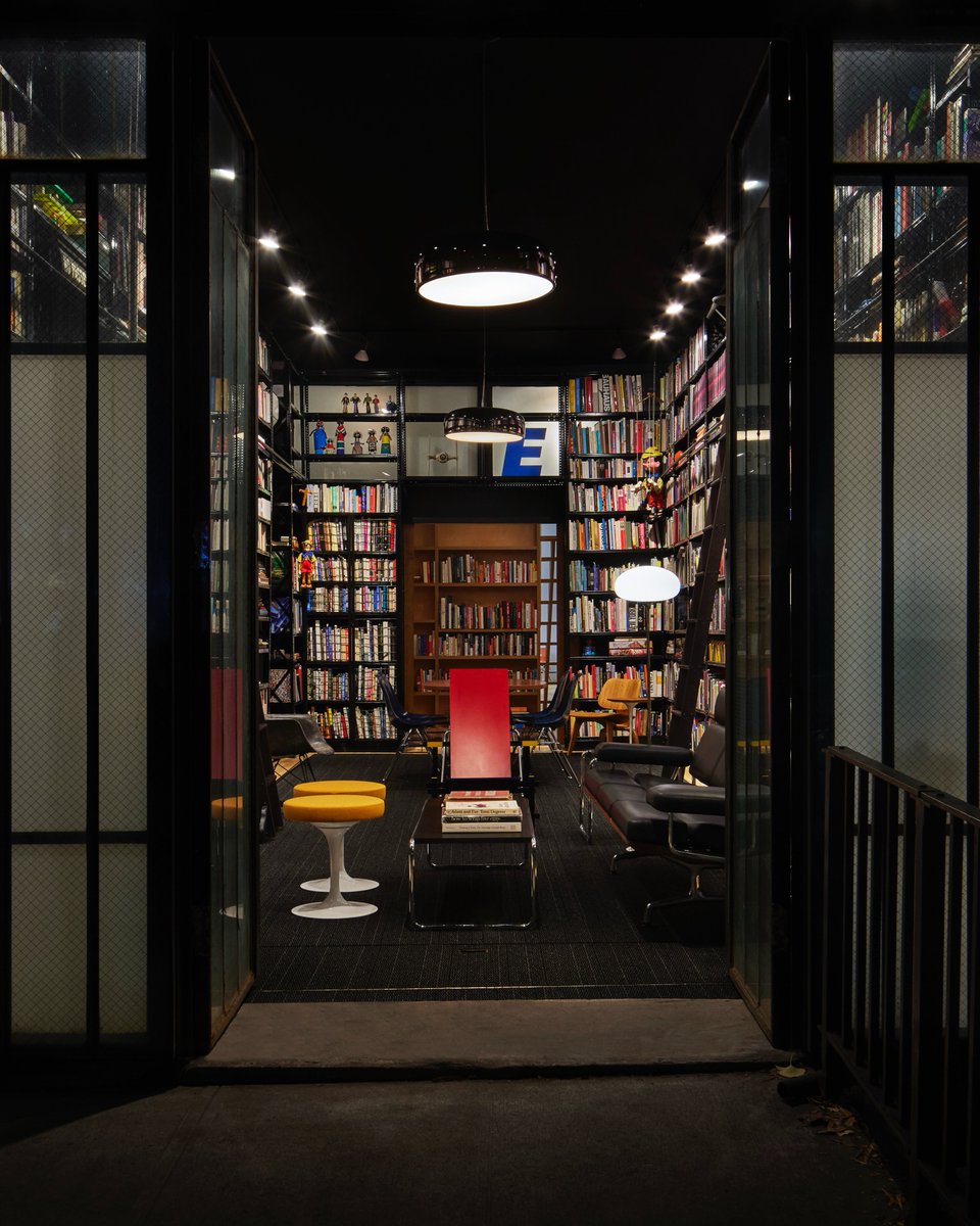 Join us May 15 at 6pm for an evening with Meet the Creatives &amp; NY Design Club at COLLINS.  

There will be case studies, a live podcast, panel and Q&amp;A.  

Plus good food, good drinks, music &amp; books.  

It's all free.  

RSVP: tinyurl.com/yu7fp2tu