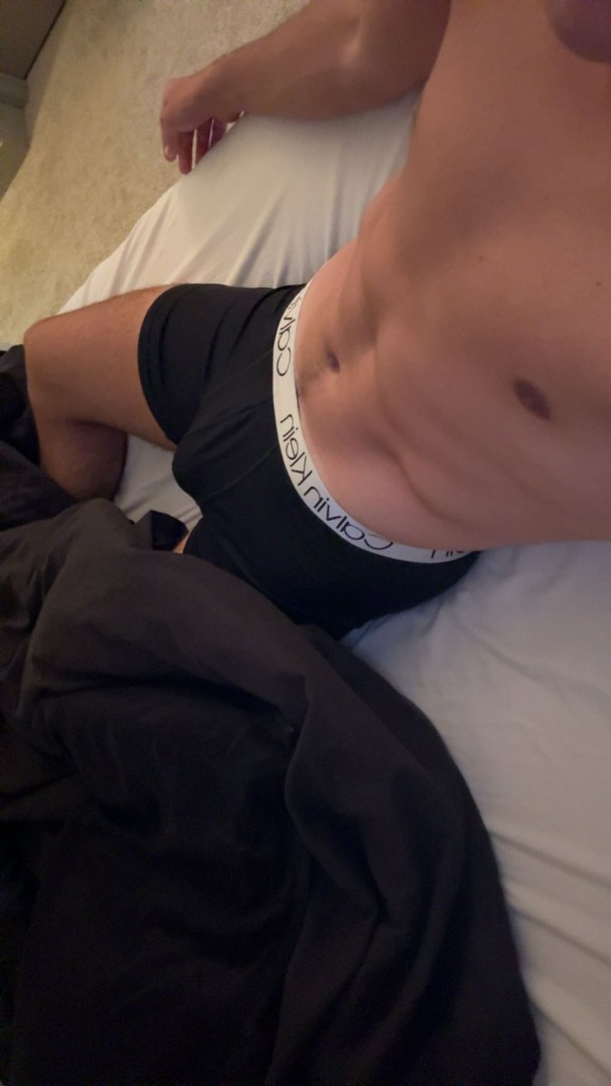 Califratguy's tweet photo. Should I start posting again? Rt if u think so🫣🧐 https://t.co/kSlpOD8mca