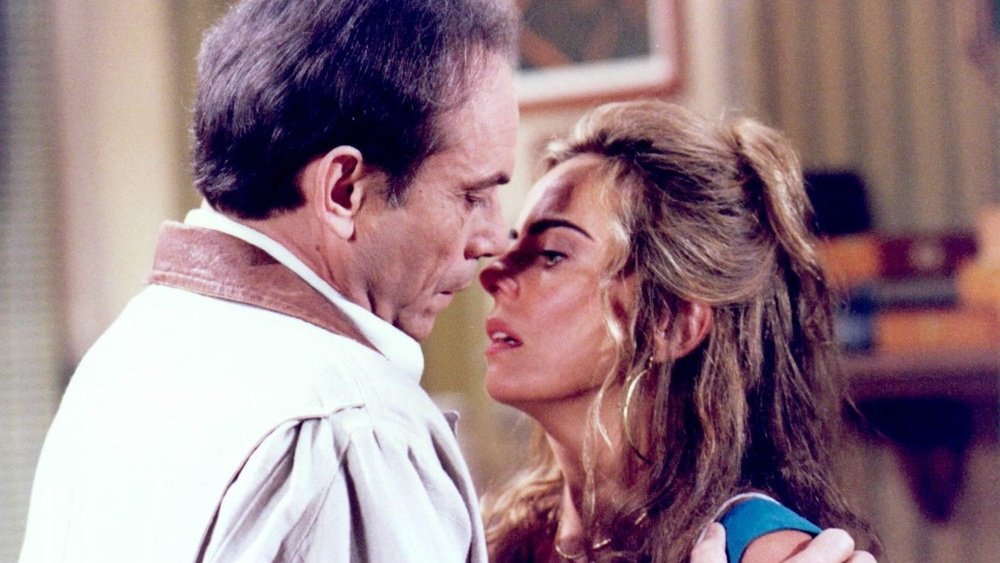 teledramaturgo's tweet photo. Há 29 anos estreava #OFimDoMundo.
. (1996) • Drama • 35 Capítulos.
. Substituiu #ExplodeCoração e substituída por #OReiDoGado.
. Reprisada duas vezes (2000/2017).
. Média geral (46.8) pontos de audiência.
. Última escrita por Dias Gomes.
. Seria uma minissérie de 40 episódios. https://t.co/4UAKAkqTvK