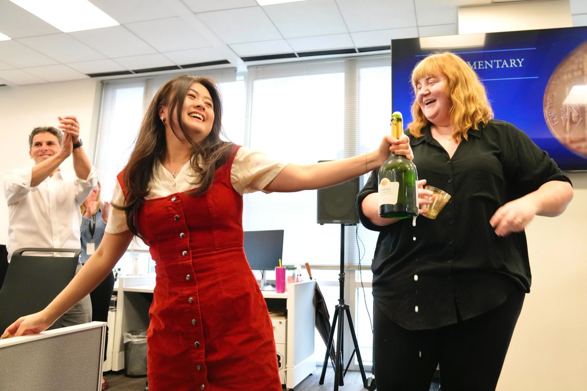 AlissaZhu's tweet image. WE WON A PULITZER!

A big first for @BaltimoreBanner &amp;amp; @nytimes Local Investigations Fellowship.

Thank you to so many, especially those who trusted us with their stories, however painful or risky it may have been for them to share, because they knew it could make a difference.