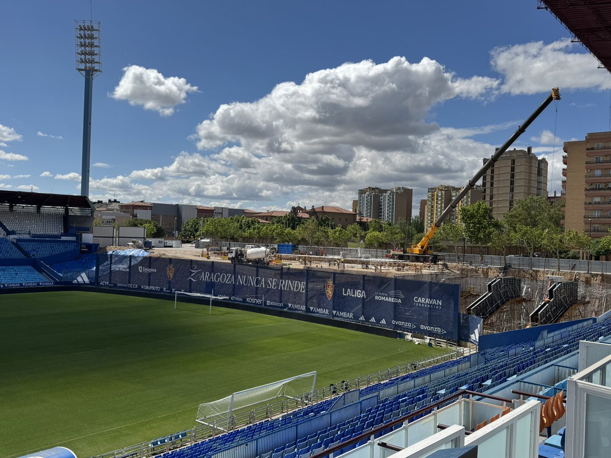 Ayer me incorporé al <a href="/RealZaragoza/">Real Zaragoza</a> como Director de Infraestructuras y Operaciones. Ingreso en un club histórico con grandísimos profesionales. 

Conjugaré ser ingeniero y el proyecto estrella de la Nueva Romareda, sede del Mundial 2030, con el día a día del fútbol y los días de