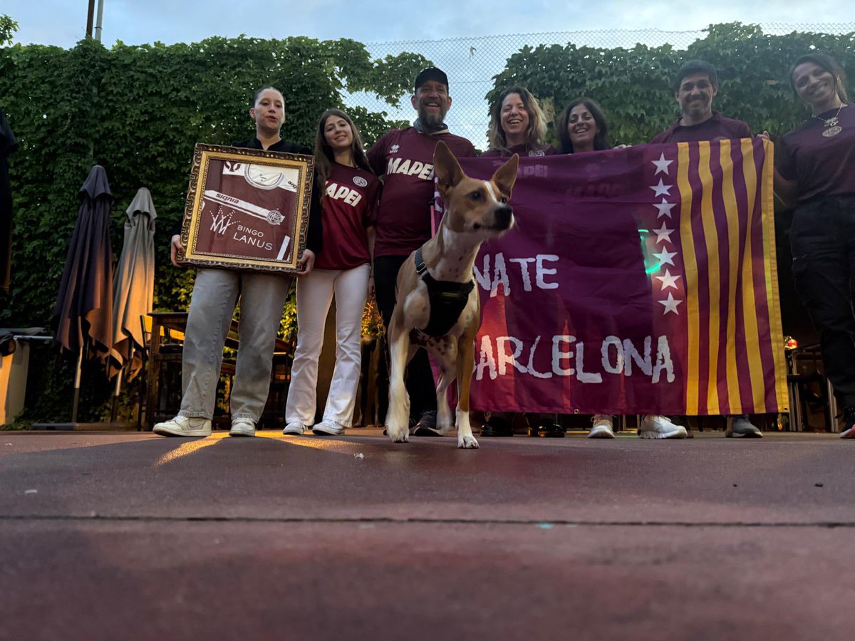 PenyaGranateBCN's tweet photo. 20 años de Penya… y seguimos 🇱🇻♥️ https://t.co/b1fwkWlT7V