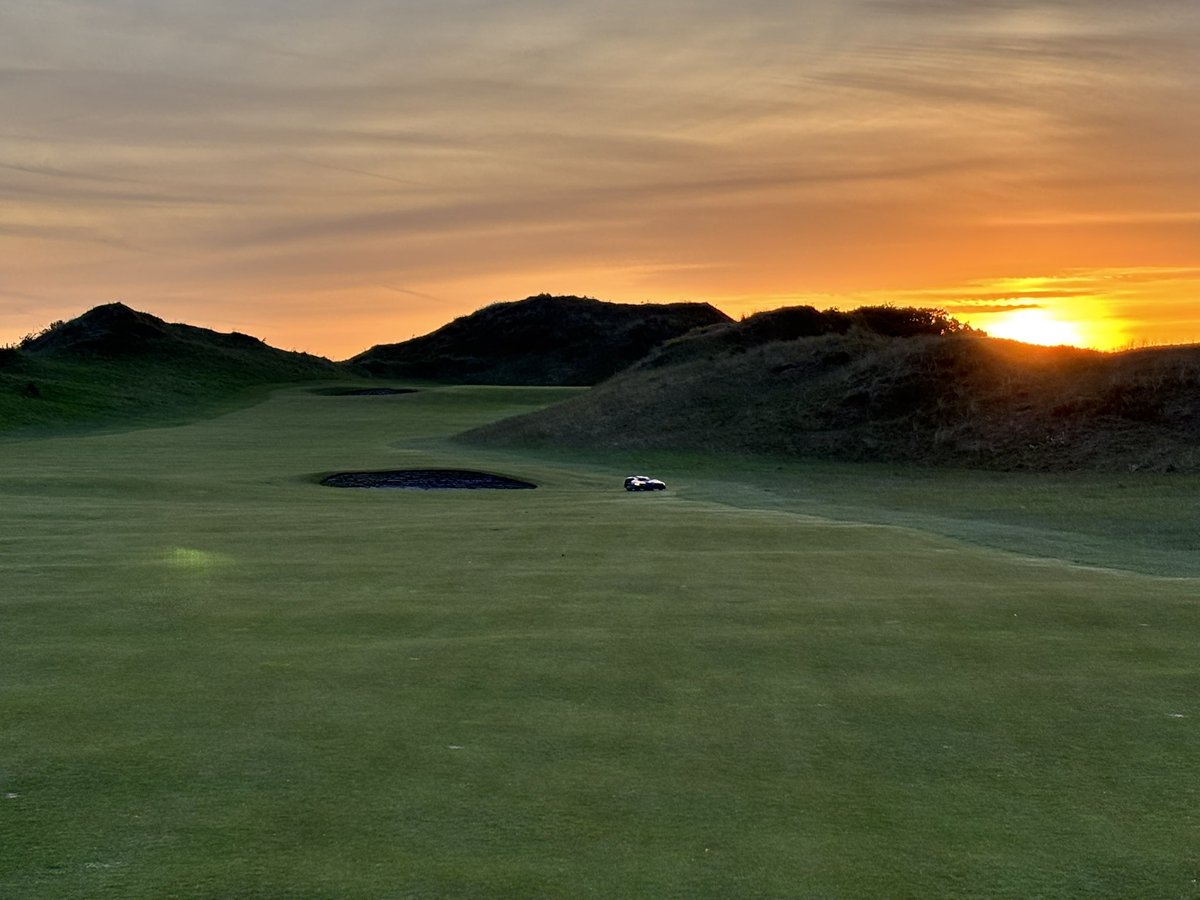 Hillside_Greens's tweet photo. Month 8, no cylinders, only 200 lites of fuel used since March would normally be 500 litres a month ⛳️ @Hillside_GC https://t.co/Rss22jWENE