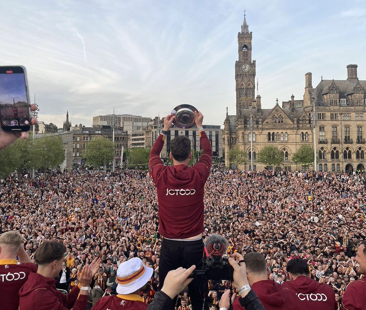 Wow ❤️🧡 #bcafc