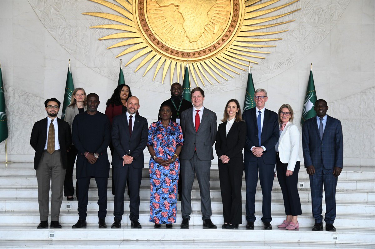 H.E <a href="/amma_twumamoah/">Amma A. Twum-Amoah</a> welcomed Hon. <a href="/AsmundAukrust/">Åsmund Aukrust</a>, Norway’s🇳🇴 International Devt Minister. Their productive mtg focused on <a href="/_AfricanUnion/">African Union</a>’s humanitarian response, Commissioner’s vision, African Humanitarian Agency &amp; opportunities to strengthen cooperation in policy &amp; social devt.