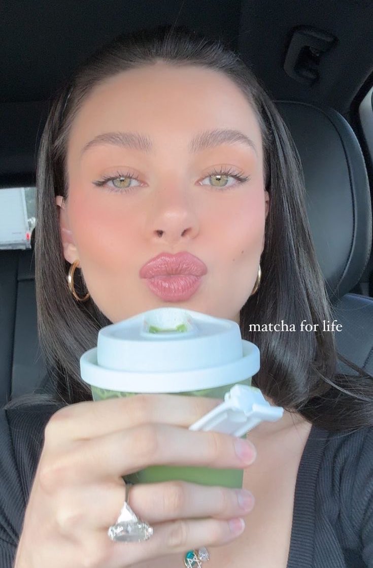 floralitos's tweet photo. ⠀⠀⠀
   my husband bought matcha for me.💚
⠀⠀⠀ https://t.co/B1gfrTLE6i