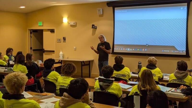 pulsepoint's tweet image. Full circle moment when SCA survivor, Al Hart, paid it forward by speaking to the Lifeguard Academy during their CPR/AED training. It was a group of lifeguards who responded to a PulsePoint alert with an AED, helping to save Al's life six years ago.
Get the app. Save a life.