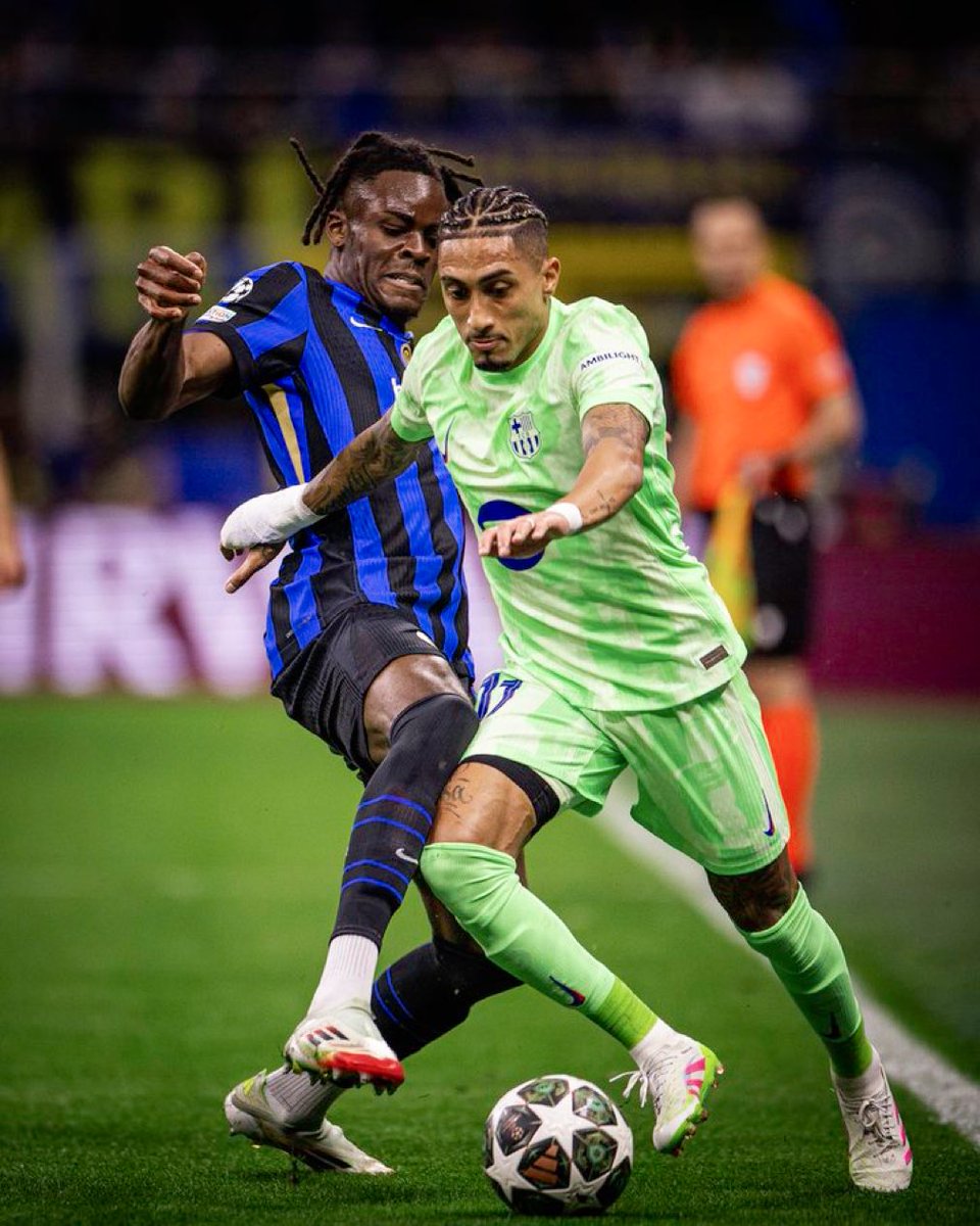 FCBarcelona's tweet image. We’ve never given up before and we’re not gonna start now.