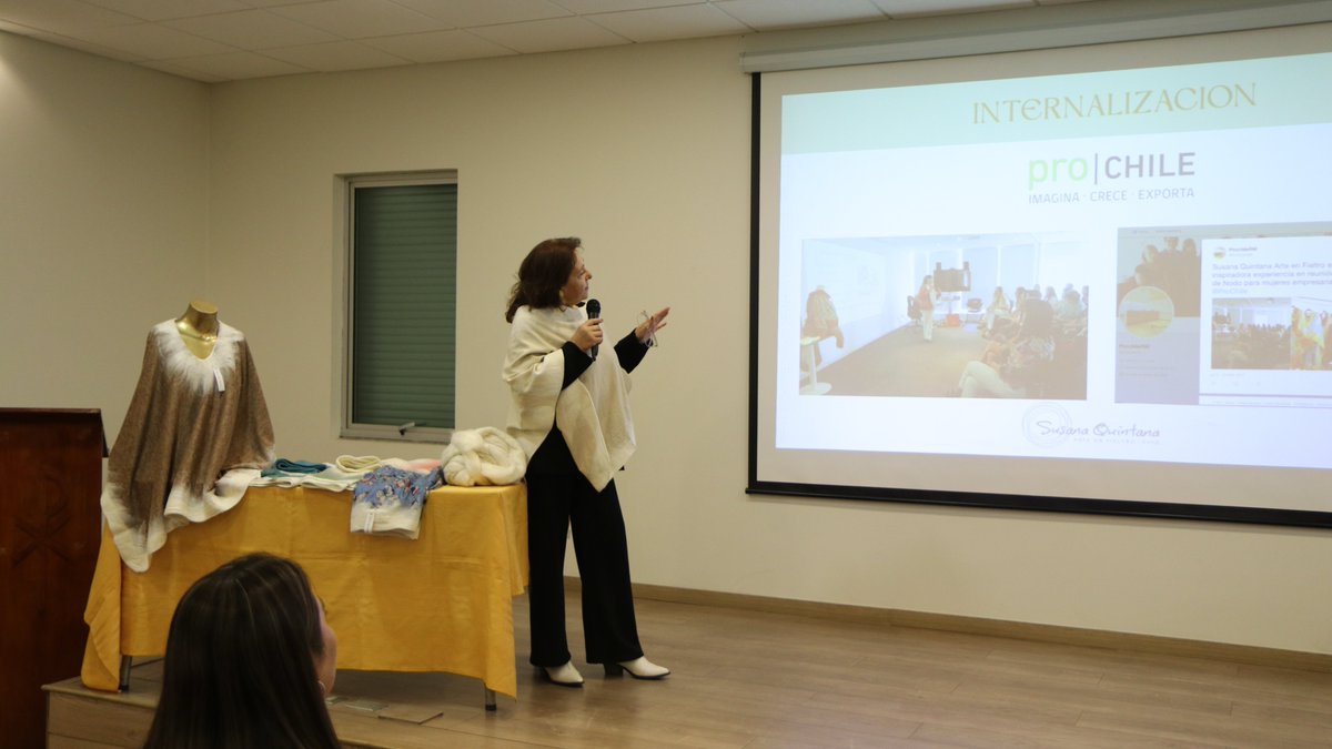 Director nacional de FOSIS, Nicolás Navarrete, se reúne con agrupaciones de emprendedores de #Rancagua y autoridades de #OHiggins para difundir la nueva plataforma miportalemprendimiento.gob.cl.