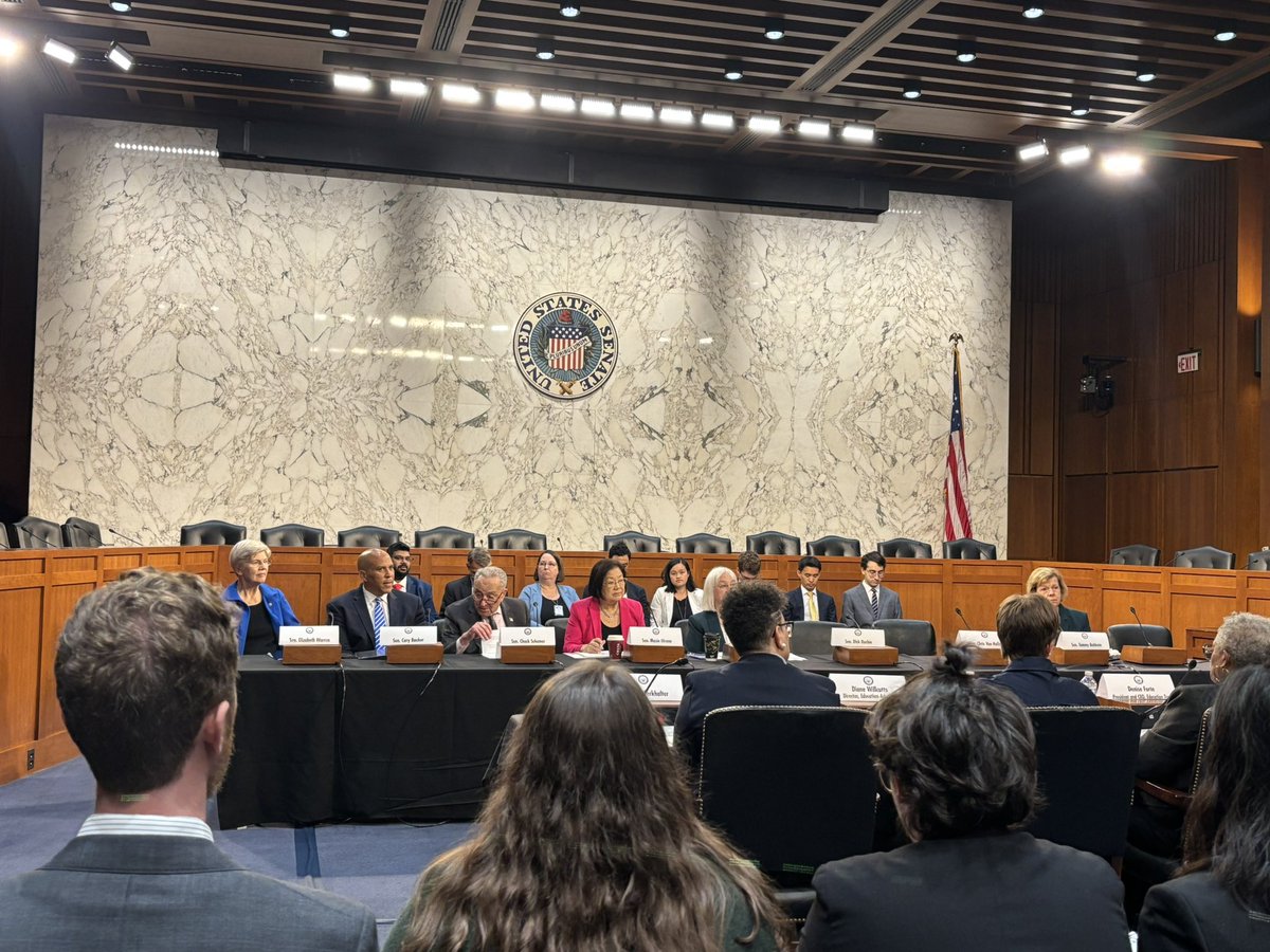 Rianna Saslow (@riannasaslow) on Twitter photo âThree billionaires should not be permitted to destroy public educationâ -<a href="/SenWarren/">Elizabeth Warren</a>
Grateful for the leadership of <a href="/PattyMurray/">Senator Patty Murray</a> in elevating Trumpâs assault on the Department of Education during todayâs hearing âThree billionaires should not be permitted to destroy public educationâ -<a href="/SenWarren/">Elizabeth Warren</a>
Grateful for the leadership of <a href="/PattyMurray/">Senator Patty Murray</a> in elevating Trumpâs assault on the Department of Education during todayâs hearing